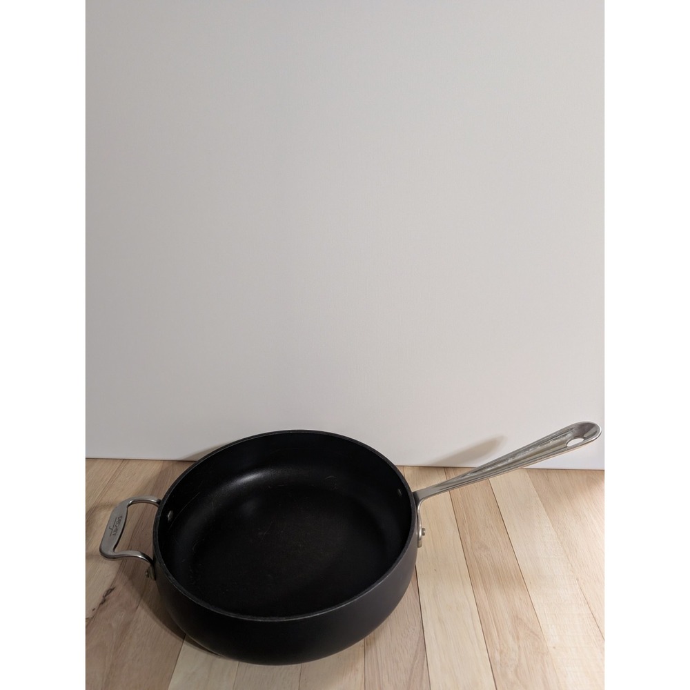 ALL-CLAD Nonstick HA1 Hard Anodized 4 Qt Sauté Pan Cookware E7853364 Gray